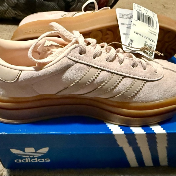 adidas Originals Cream and Tan Sneakers - Picture 4 of 7